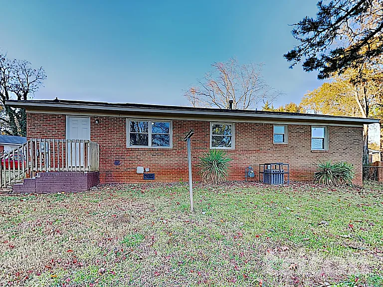 9421 Spruce Pine Pl — Photo 17