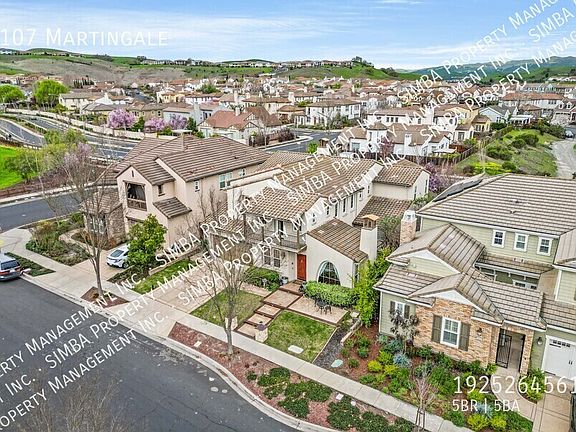3rd image of 3107 Martingale Dr