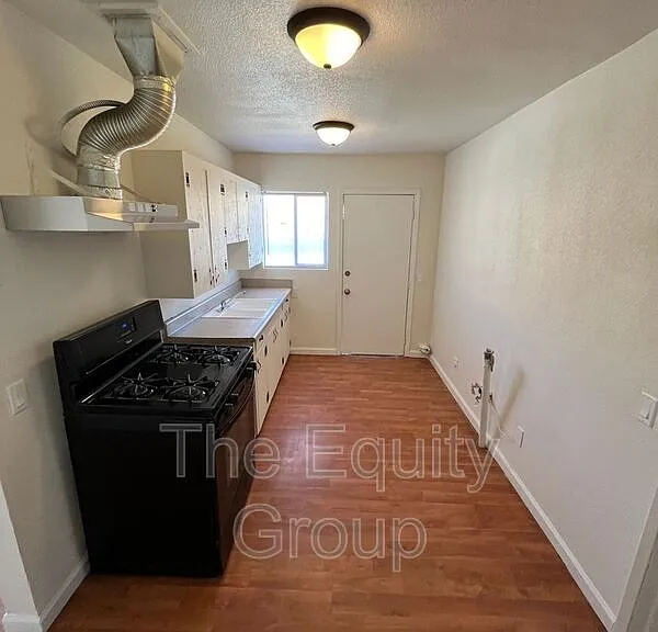 405 W Westfield Ave — Photo 4