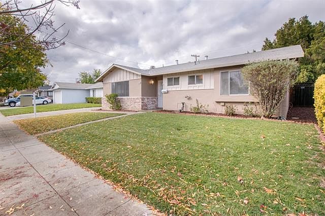 2nd image of 1773 Ledgewood Dr
