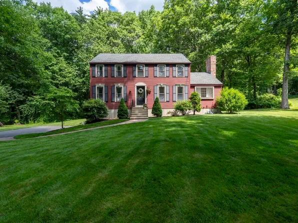 15 Brier Lane, Derry, NH 03038