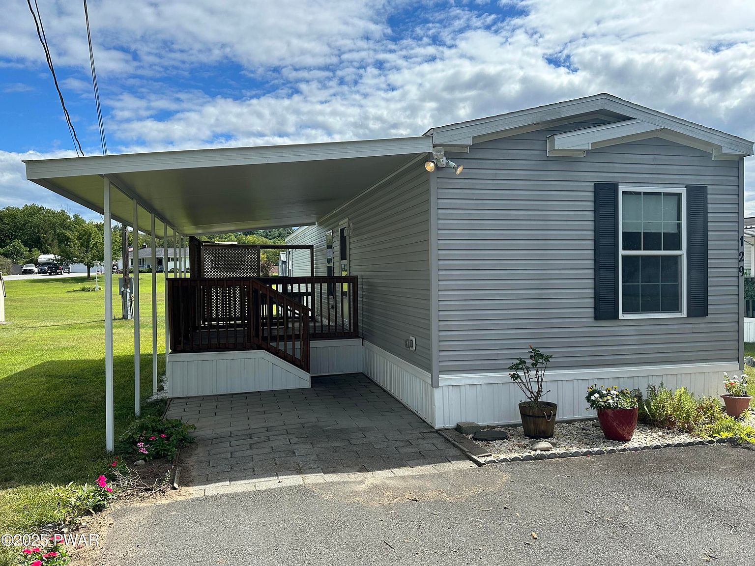 129 Green Acres Ln, Milford, PA 18337 | Zillow