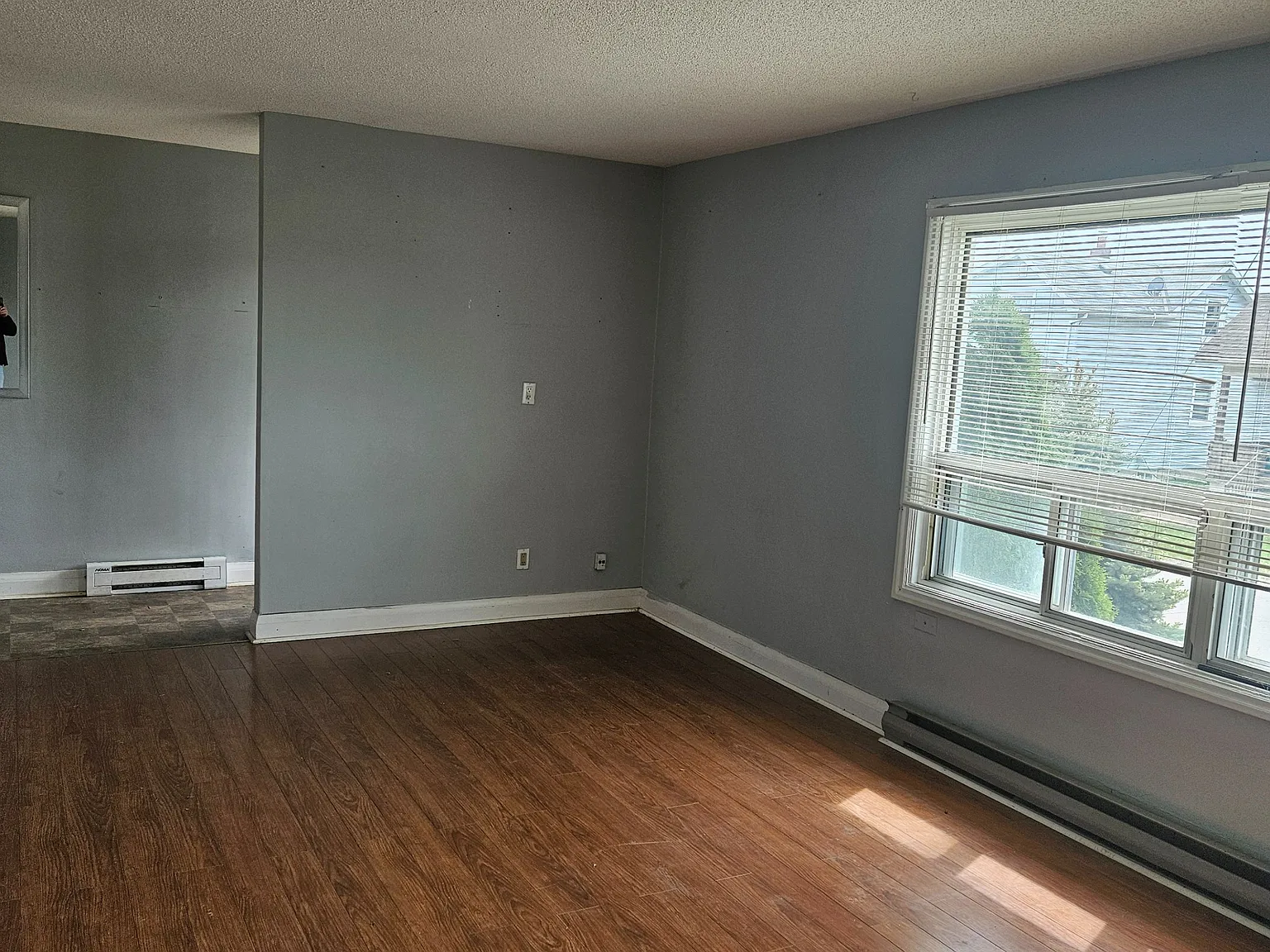 3 bed, $1,950 — Photo 4