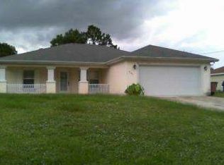 905 Hillcrest Ave, Lehigh Acres, FL 33936