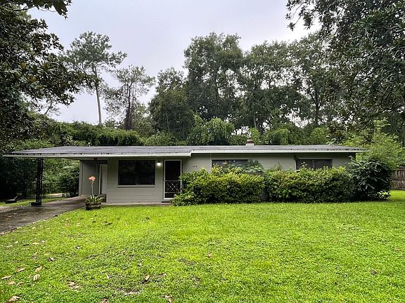 3rd image of 1410 NW 55th Ter