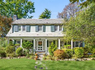 417 Wynnewood Rd, Pelham, NY 10803