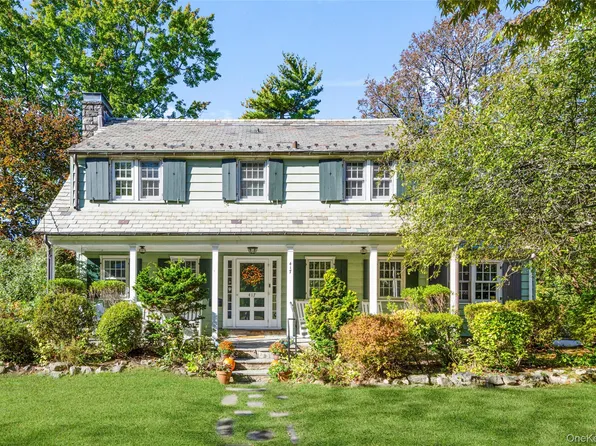 417 Wynnewood Road, Pelham, NY 10803