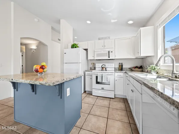 2847 W Medallion Dr, Tucson, AZ 85741