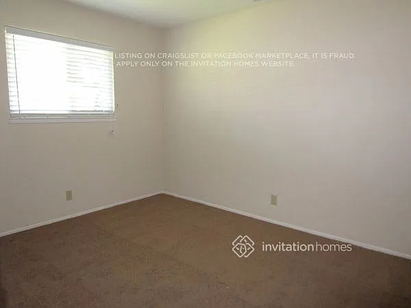 221 Elwood St — Photo 5