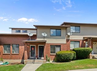 1113 Country Hills Dr APT B2, Ogden, UT 84403