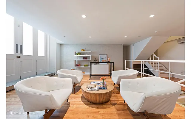 Sold by Douglas Elliman | media 20