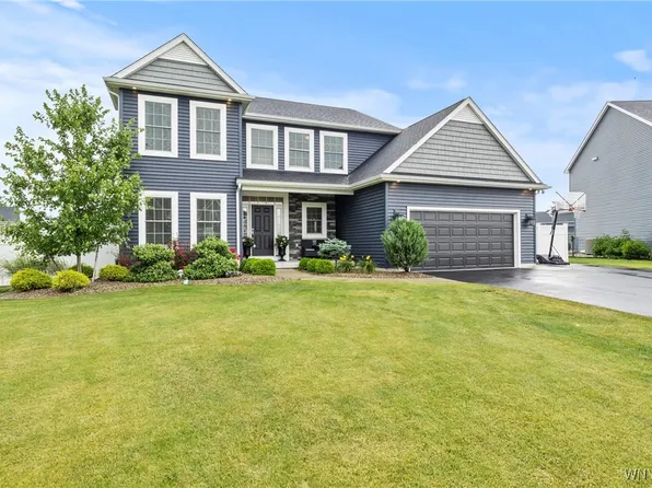 40 Squirrel Run, Lancaster, NY 14086