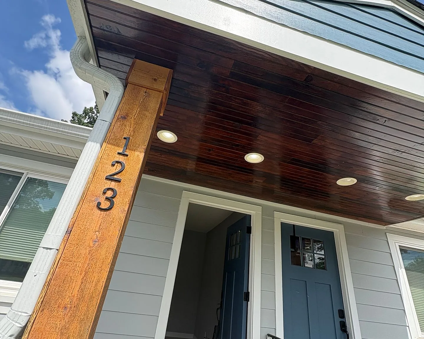 123/125 Sequoia Drive — Photo 3