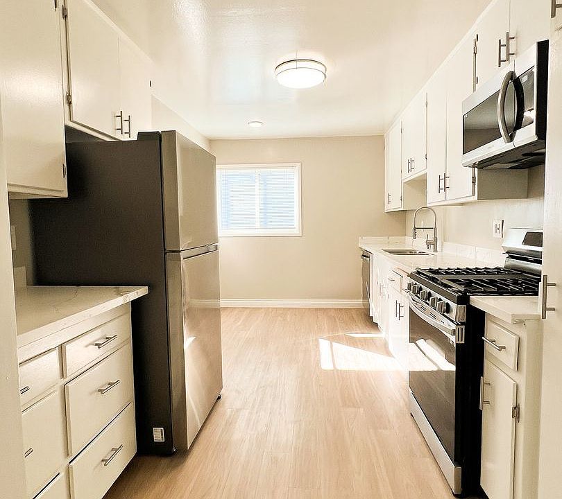 1st image of 10560 National Blvd APT 6