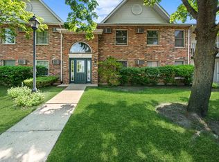 4400 W Shamrock Ln, McHenry, IL 60050