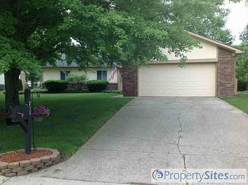 1st image of 209 Ironwood Cir