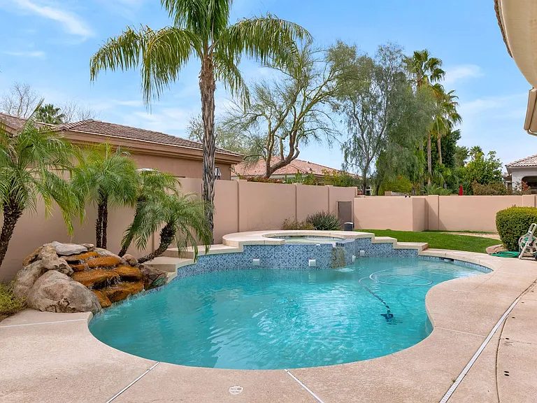 11139 E Cannon Dr — Photo 23