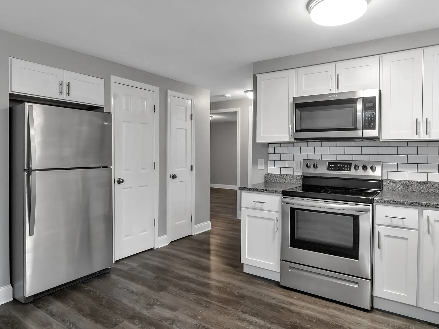 3 bed, 1100 sqft, $1,875 — Photo 3