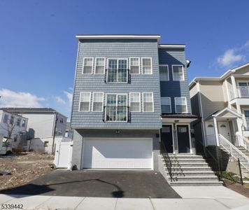 117 N 15th St, East Orange, NJ, 07017