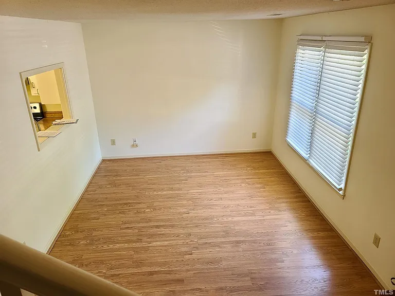 6416 Meadow View Dr — Photo 18
