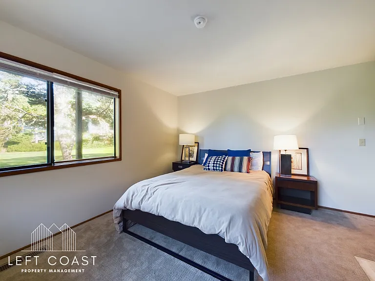132 Salishan Dr — Photo 68