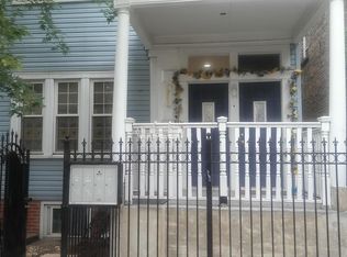 2849 W Lyndale St APT 1, Chicago, IL 60647