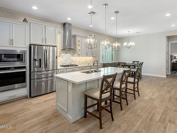 5th image of 41846 W Rosewood Ln