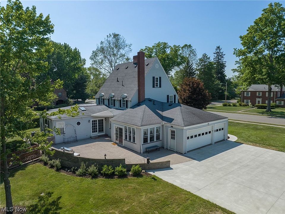 202 E 12th St, Dover, OH 44622 MLS 4462801 Zillow