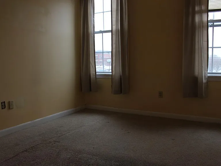 12 Walnut St #1 — Photo 23