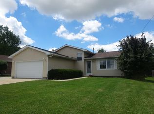 1686 Gary Ave, Aurora, IL 60505