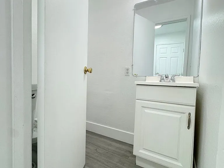 1060 South St — Photo 6