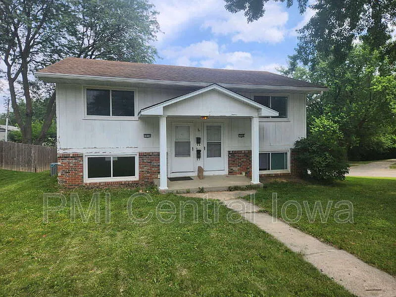 1010 Linden Dr