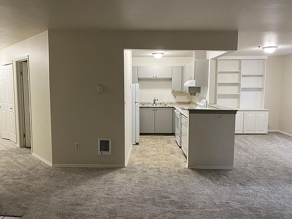 2nd image of 8805 166th Ave NE #B-101