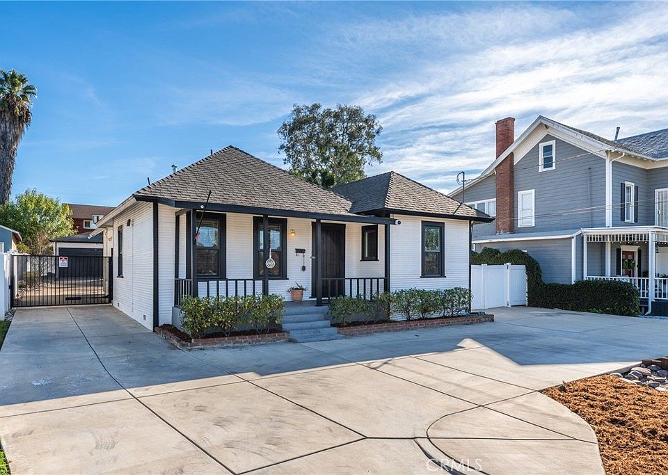 1st image of 1029 W Palm Ave