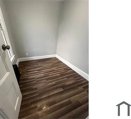124 Oak St — Photo 9