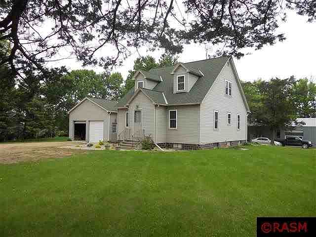 1st image of 61726 206th St