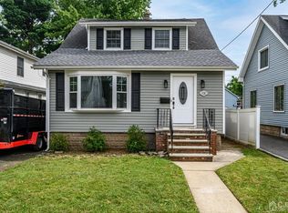 115 McKinley Ave, Dumont, NJ 07628