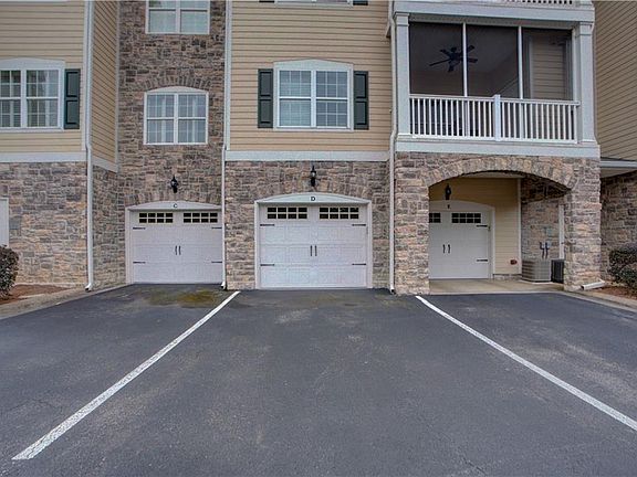 3rd image of 3200 Village Blvd SE