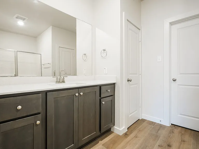 1536 Harvester Dr — Photo 12