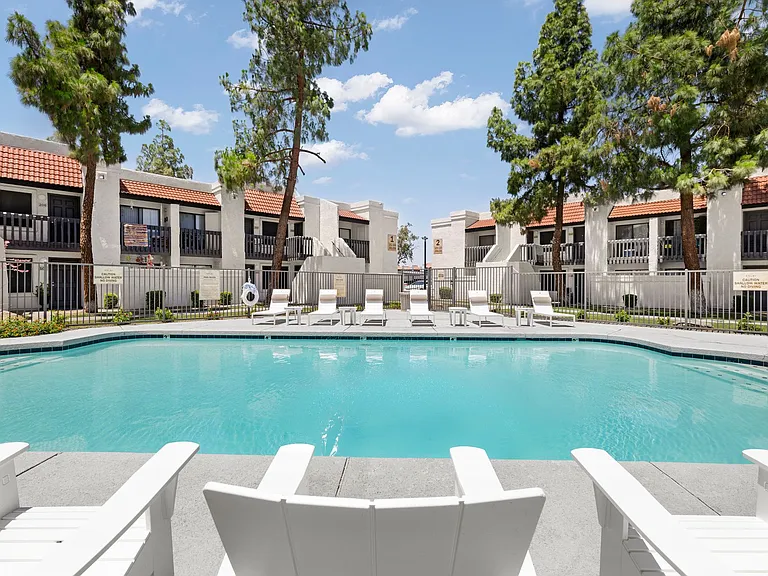 Solei on West Thomas Apartments — Photo 10