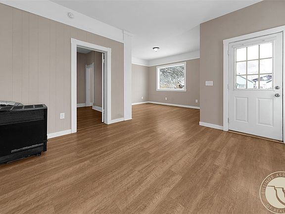 3rd image of 315 S Platt Ave