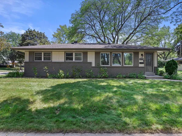 4924 North 110th STREET, Milwaukee, WI 53225