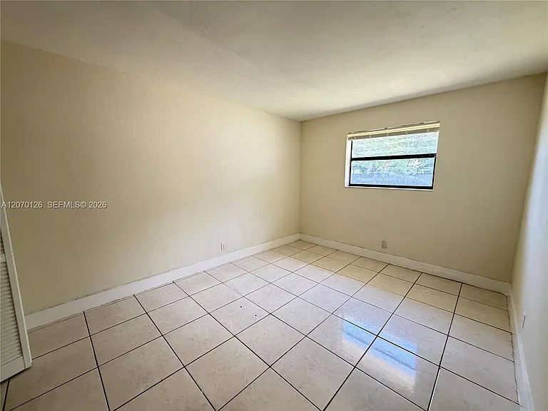 333 NW 2nd Ave #5 — Photo 16