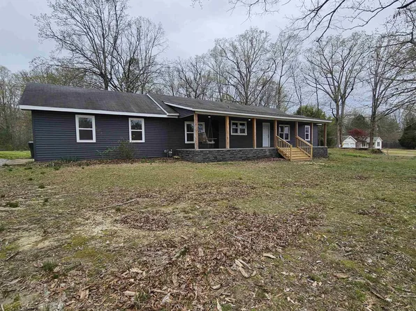 2470 Blue Rd, Tuscumbia, AL 35674