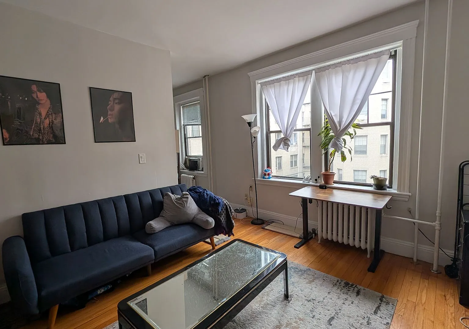 Sunny, Modern Cleveland Circle 1-Bed w/ Washer/dryer Right on the T — Photo 4