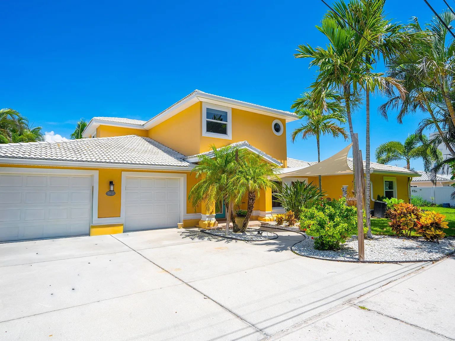 4 bed, 2945 sqft, $15,000 — Photo 4
