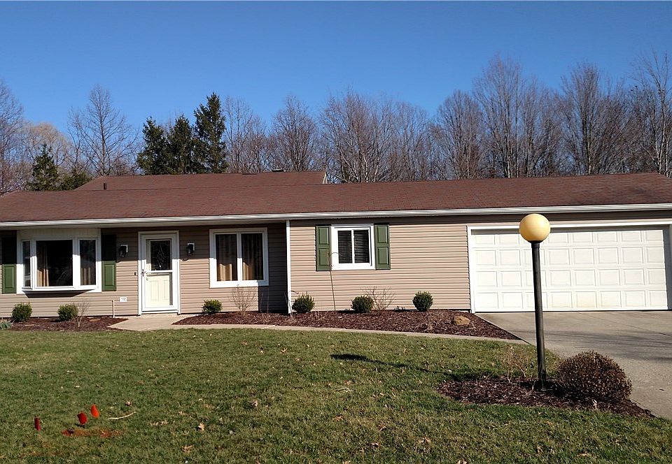 1st image of 15265 Walnut Creek Dr