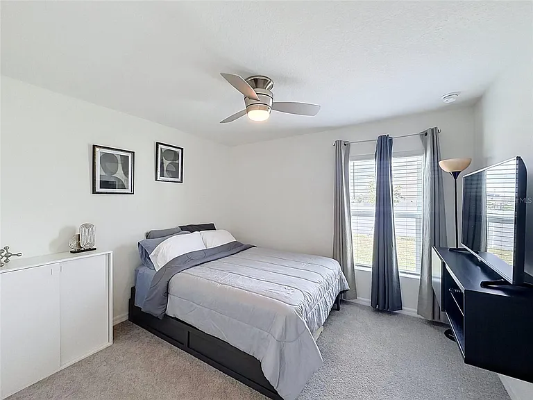 339 Towns Cir — Photo 19