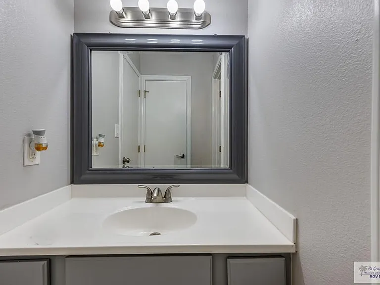 3008 Chadwick Pl — Photo 17