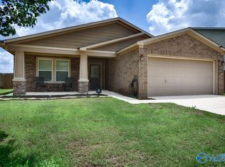 172 Bermuda Lakes Dr, Meridianville, AL 35759
